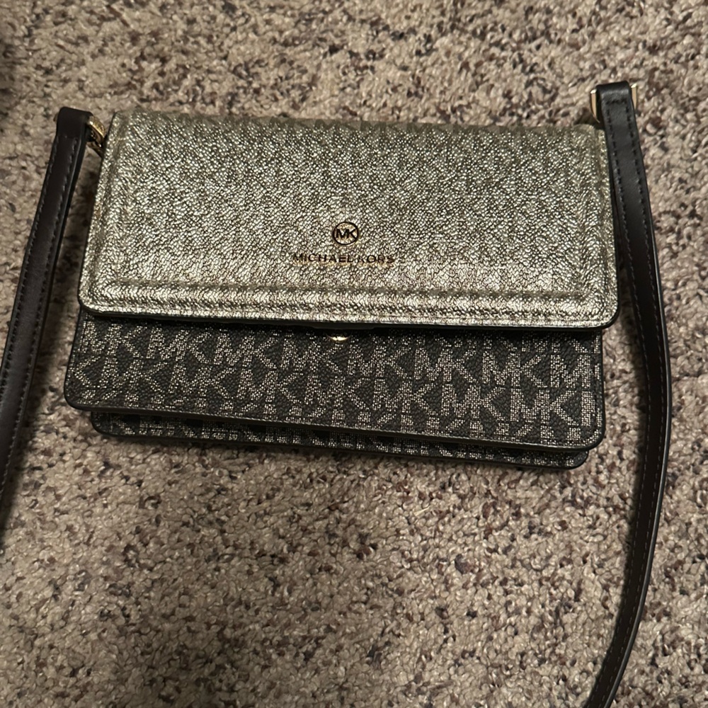 Small cross body